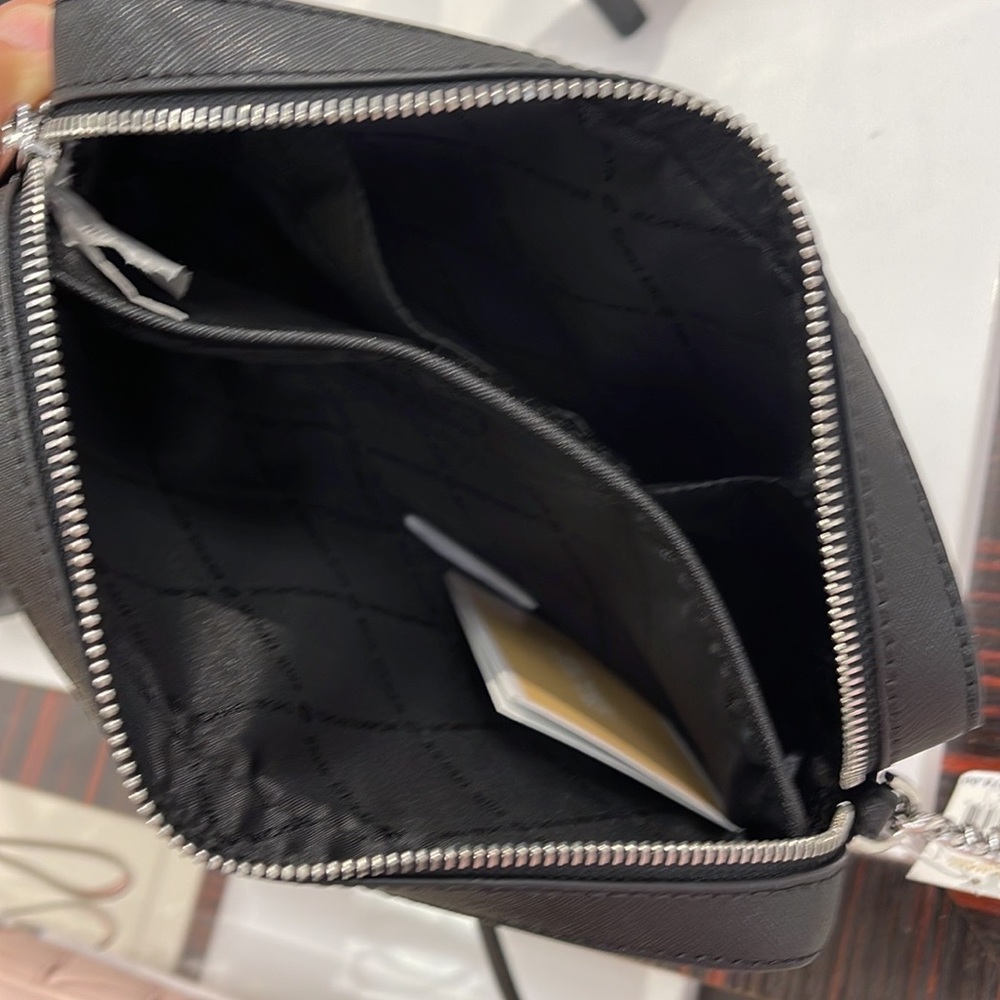 Michael Kors Jet Set Item Large East West Zip Crossbody Black - Picture 7 of 16